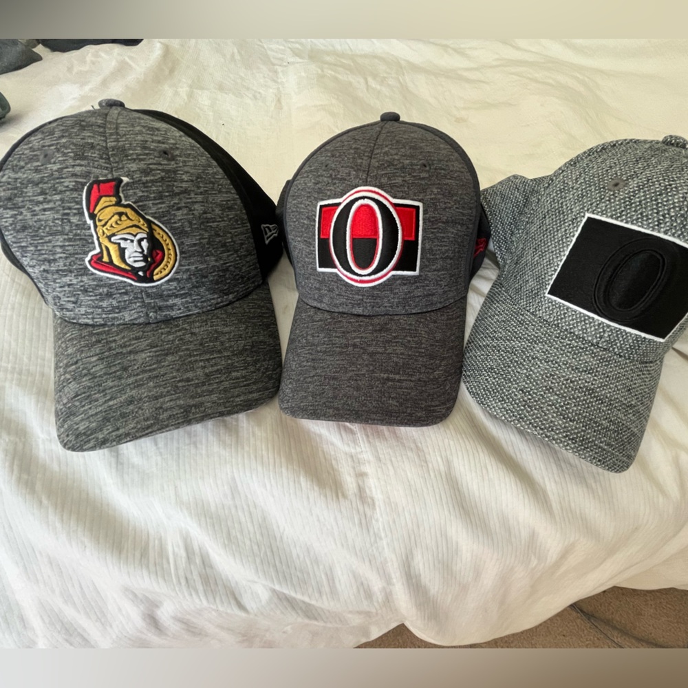Ottawa senators flex fit hats (3) L/XL